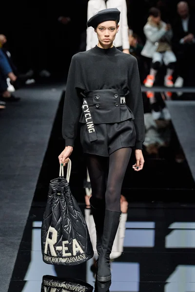 Look 7